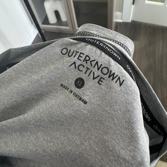 Outerknown Active Apex Heather Grey Long Sleeve Shirt XL NEW Performance Pocket - Picture 5 of 6